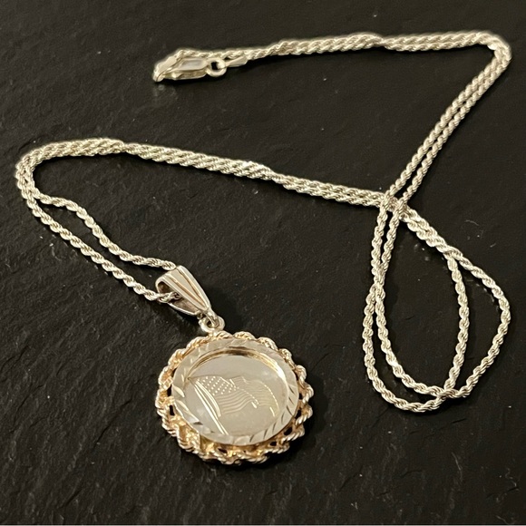 Sterling Silver God Bless America Flag Coin Pendant - Picture 10 of 16